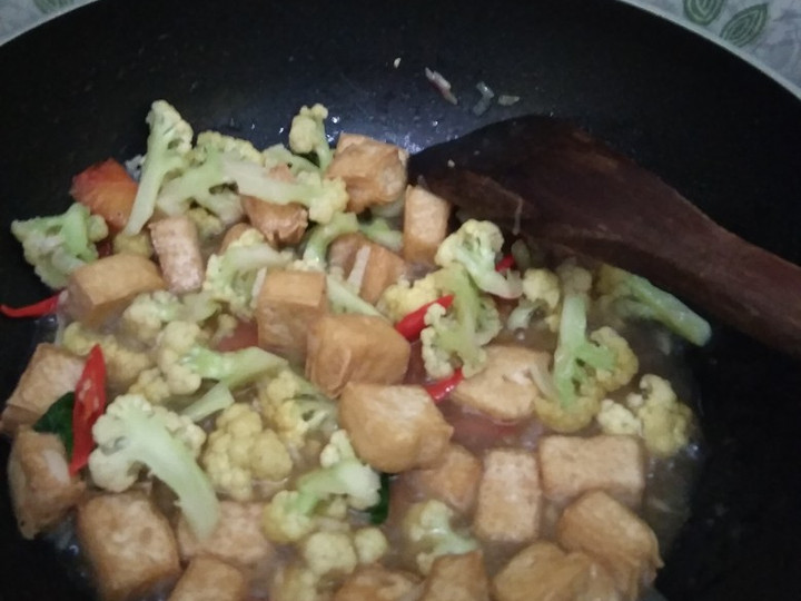 Resep Tumis kembang kol tahu maknyus, Enak