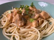 Una foto de leche coco spaghetti