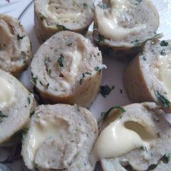 A picture of Cheesy Shahi Roll.