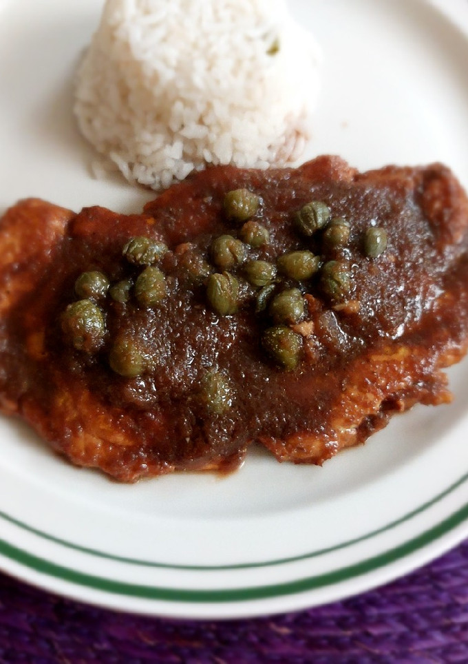 Una foto de Pechugas de pollo en salsa de alcaparras light