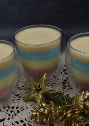 Zdjęcie przepisu Tęczowe mini serniczki.