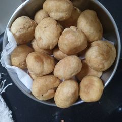 Khasta biscuit A picture of Khasta biscuit.