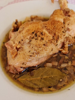Una foto de Pollo en salsa