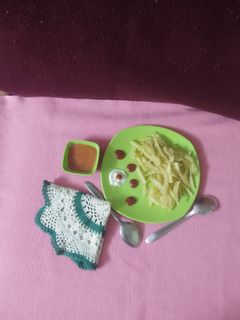 ફ્રેન્ચ ફ્રાઈસ (French Fries Recipe In Gujarati) રેસીપી મુખ્ય ફોટો