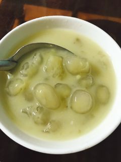 Hình của món Chè bọc khoai lang.
