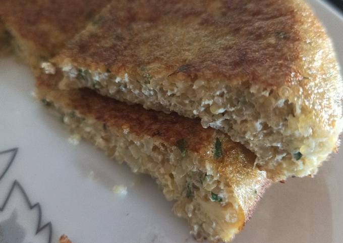Tortilla de quinoa sin harina Receta de Pau Bazán - Cookpad