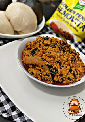 A picture of Egusi soup.