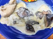 Una foto de ravioli con setas
