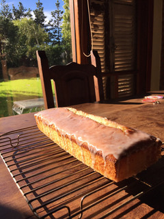 Una foto de Budín de limón🍋