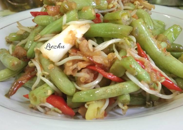 Langkah Mudah untuk Menyiapkan Tumis buncis+kecambah ebi Anti Gagal