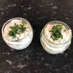 A picture of My creamy chive dip.