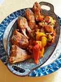 Jureles de sangre con fritanga