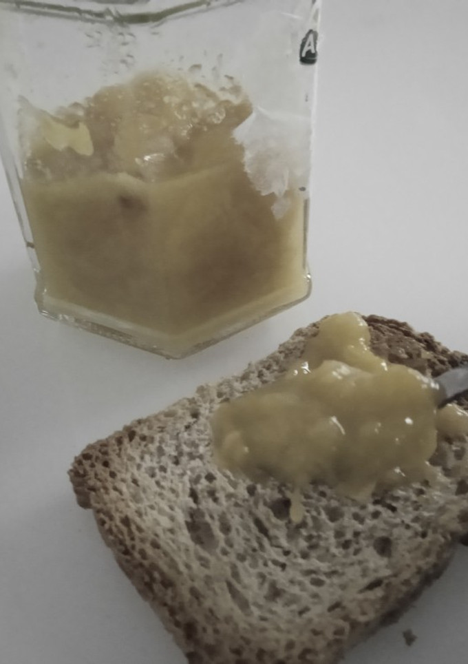 Una foto de Mermelada de ciruelas