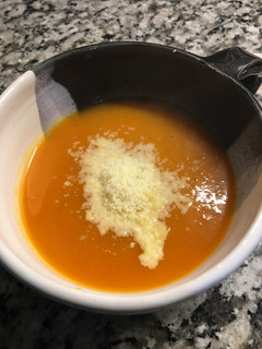 Una foto de Sopa crema de calabaza 🎃 súper light sin tacc