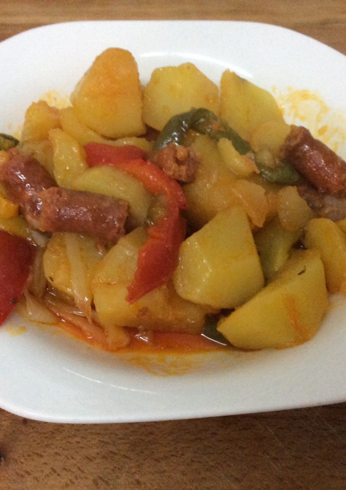 Una foto de Patatas con chistorras