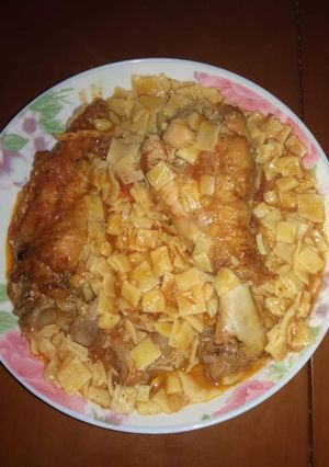Φωτογραφία της συνταγής Γαλοπούλα 🍗 κοκκινιστή με χυλοπίτες