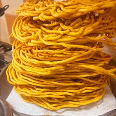 A picture of Masala tikha gathiya.
