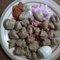A picture of Danwake with Ginger drink.