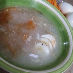 Chicken corn soup A picture of Chicken corn soup.