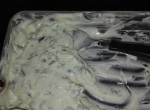 Una foto de Aderezo - Salsa Queso crema y Verdeo