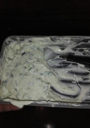 Una foto de Aderezo - Salsa Queso crema y Verdeo