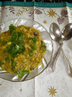 વઘારેલો રોટલો (Vagharelo Rotlo Recipe In Gujarati) રેસીપી મુખ્ય ફોટો