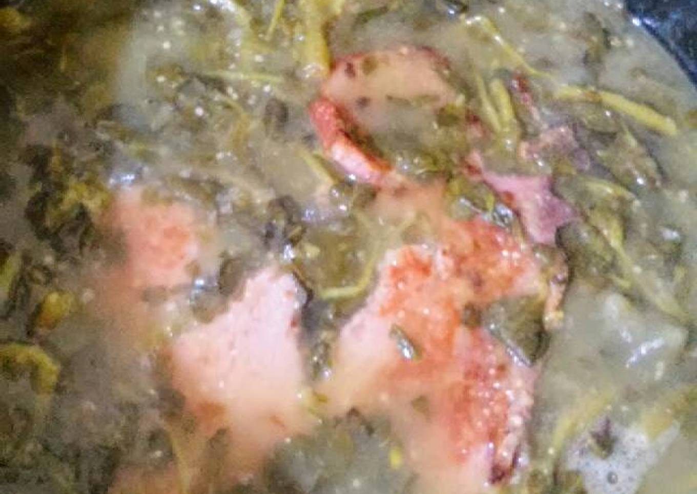 Verdolagas con chuletas en salsa verde