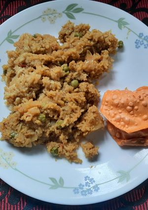 टोमॅटो राईस (Tomato rice recipe in marathi) रेसिपी चे मुख्य फोटो