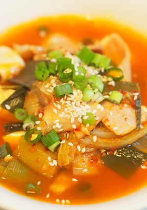 รูปของ ซุปกิมจิเต้าหู้อ่อน (김치찌게)