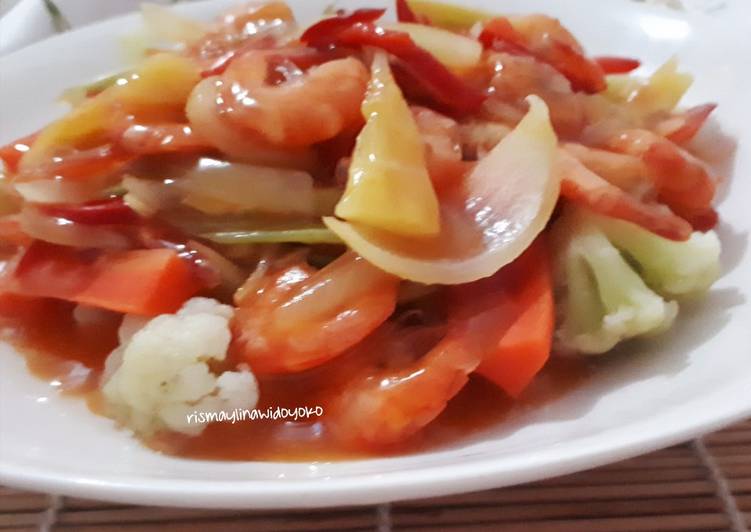 Resep #bikinramadhanberkesan#14# udang saos asam manis, Enak Banget