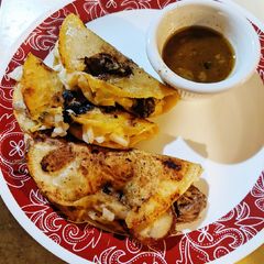 A picture of Easy Birria Inspired Tacos.