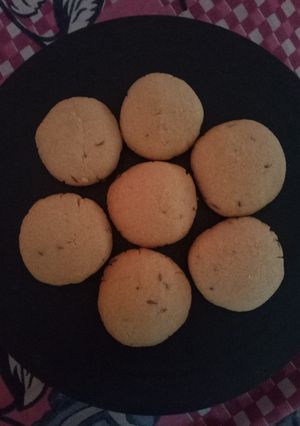 જીરા કૂકીઝ (Jeera cookies recipe in gujarati) રેસીપી મુખ્ય ફોટો