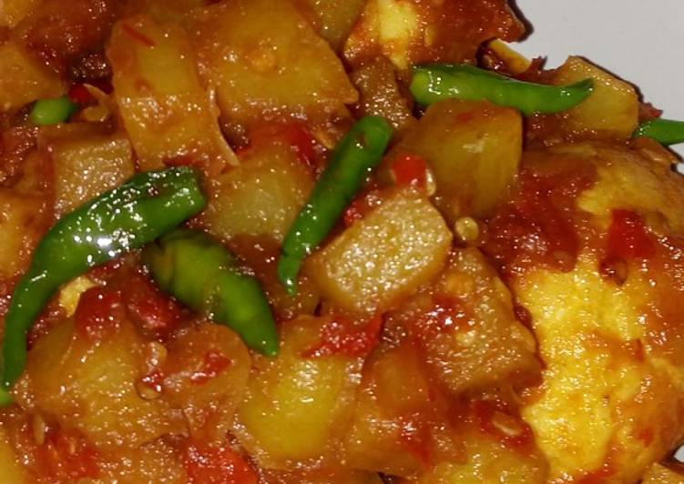 Resep Balado ranjau kentang telor, Bisa Manjain Lidah