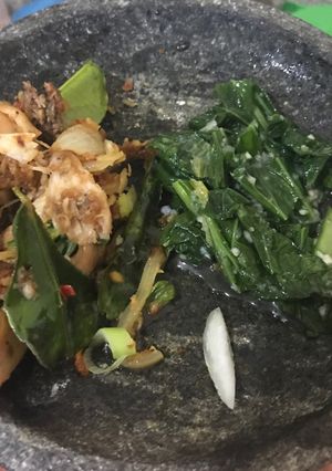 Foto resep Ayam Geprek dari ayam crispy