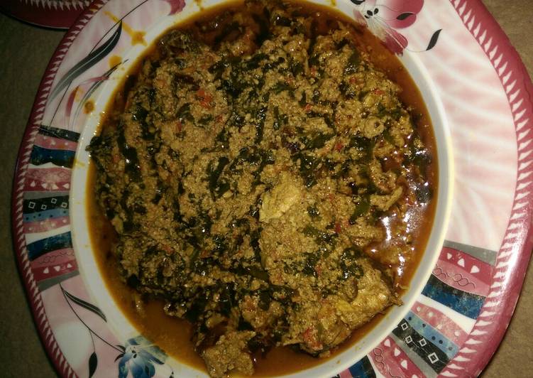 Egusi soup wit ugu leaves Recipe by mrsaleeyou - Cookpad