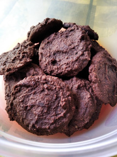 Una foto de Choco cookies veganas 🍫🍪 :)