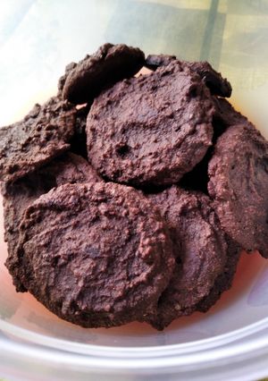 Una foto de Choco cookies veganas 🍫🍪 :)