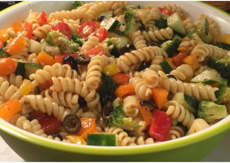 Step-by-Step Guide to Prepare Favorite Pasta Salad