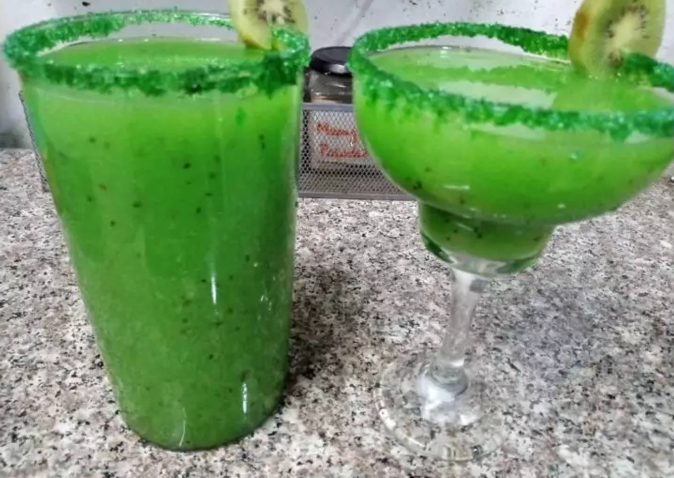 Kiwi lemonade