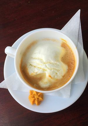 Hình của món Affogato - Kem và Cafe.