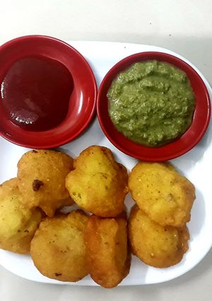 A picture of Moong Dal Vada.