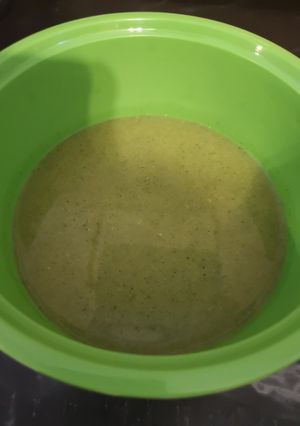 Tejmentes brokkolikrémleves recept fotója