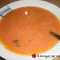 Redfish soup with tomato A picture of Redfish soup with tomato.