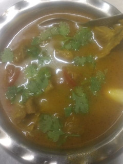 மட்டன் எலும்பு சூப் (Mutton elumbu soup recipe in tamil) செய்முறை முக்கிய புகைப்படம்