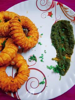 रिंग समोसा (Ring samosa recipe in Hindi) रेसिपी मुख्य फोटो