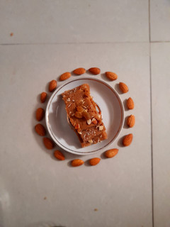 સુખડી(Sukhdi Recipe in Gujarati) રેસીપી મુખ્ય ફોટો