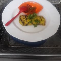 A picture of Semolina roll with Tangy tomato.