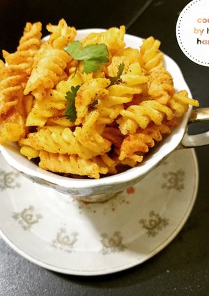 A picture of Crispy crunchy fusilli (mecroni).