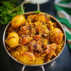 A picture of Chicken Biryani.