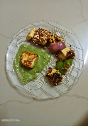 A picture of Barbeque Paneer Tikka.
